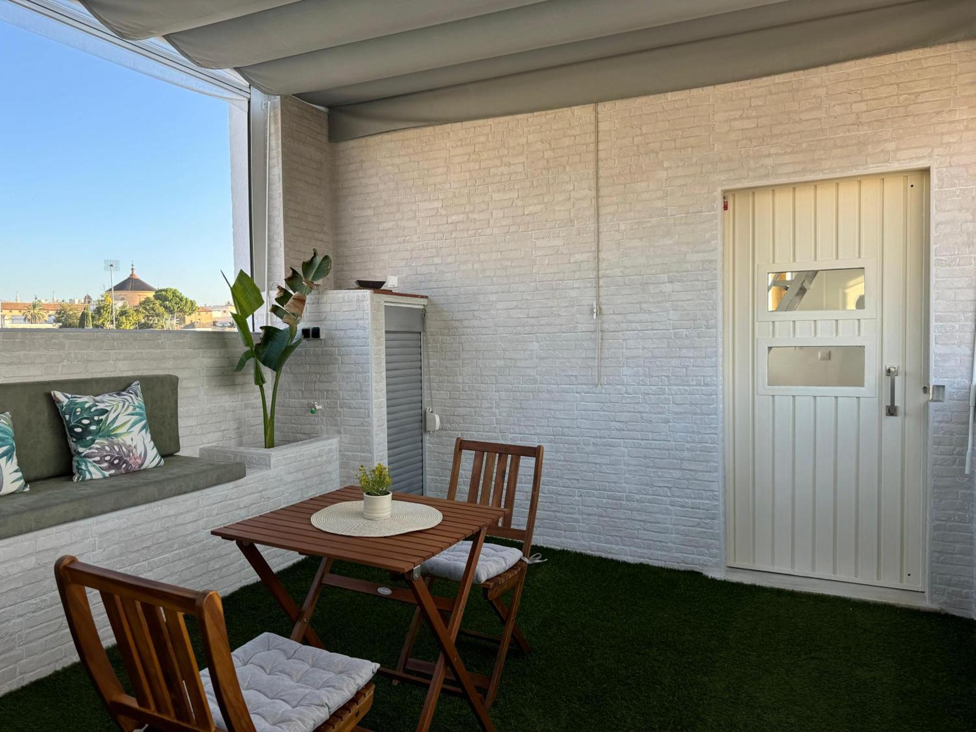 Апартаменты Atico De La Sultana Con Terraza Privada Кордова Экстерьер фото