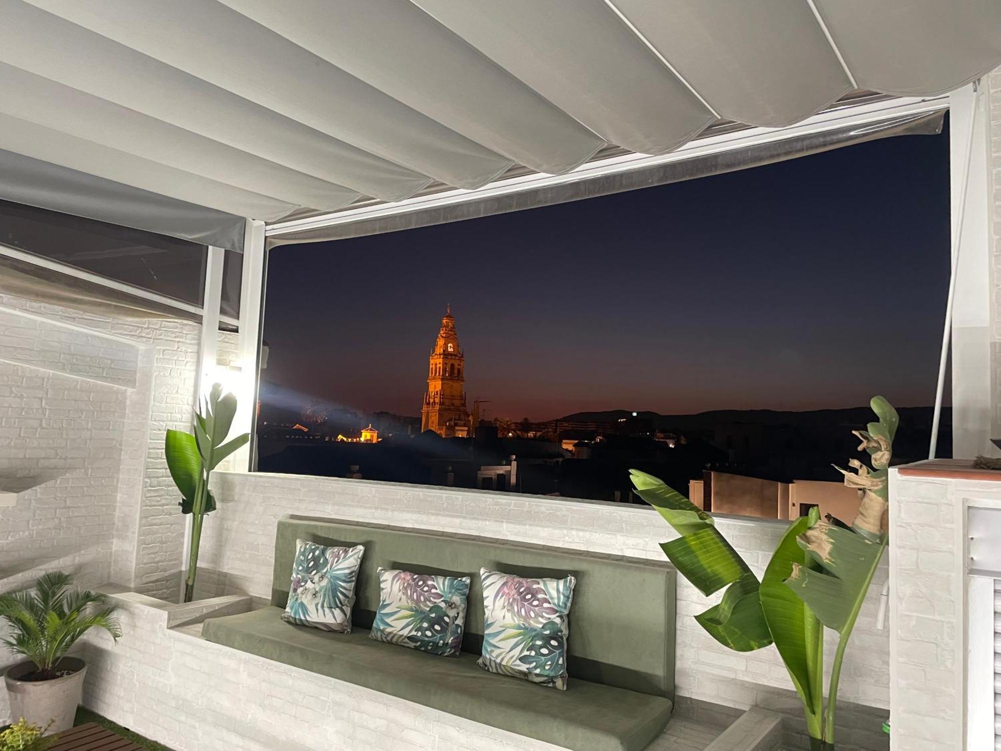 Апартаменты Atico De La Sultana Con Terraza Privada Кордова Экстерьер фото